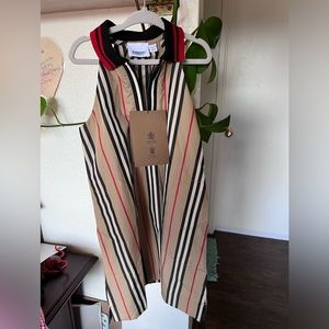 Burberry dress - size 6 kids - NWT